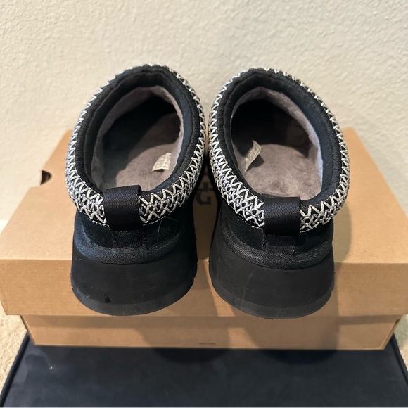 UGG Tazz Black Size 8 - Picture 5 of 10